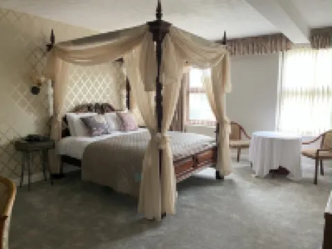 The Sitwell Arms Hotel Hotels in North East Derbyshire District