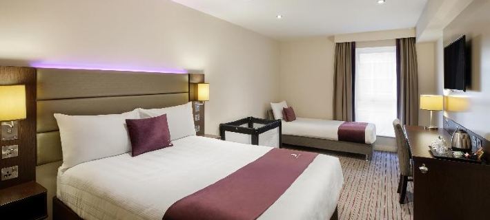 Premier Inn Belfast City Cathedral Quarter Hoteles en Belfast