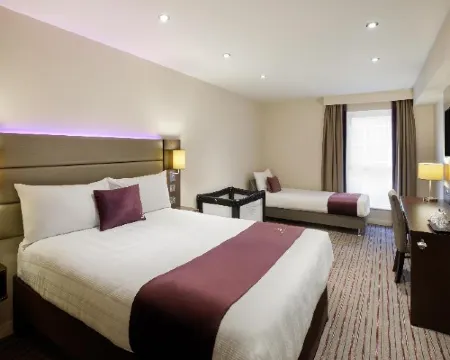 Premier Inn Bournemouth East Cliff Hotels in Bournemouth