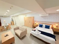 Sapphire Seaview Park Near Okada, Solaire, Moa, Naia Airport Hotels in Paranaque City