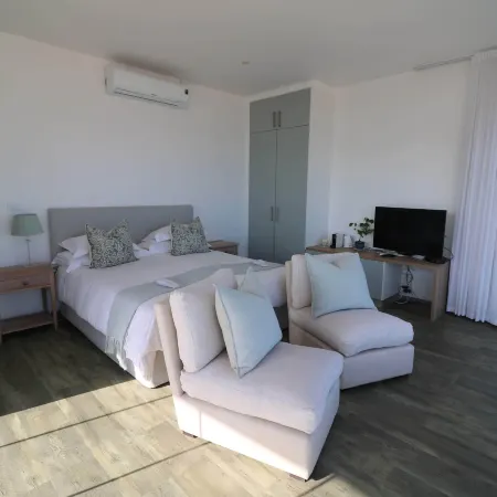 Oceans Villa