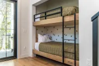 Charming 3-bedroom cottage in North Bend between Mt Si and Rattlesnake Ridge
