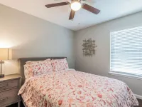 Lone Star Haven for 8 Hotels in Burleson