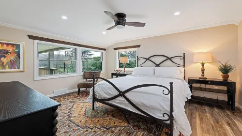 Sagewood Cottage - A Quiet Mtn. Retreat - 3 BR's and 2 BA's  near Lake Junaluska