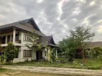 Vang Vieng Garden Resort Hotels in Vang Vieng
