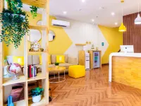 Bloom Hotel - Heritage Walk Hotels near Golden Temple