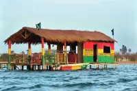 Résidence le Marlodj Hotels in Dangane