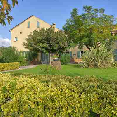 Auberge Les Oliviers Hotel Exterior