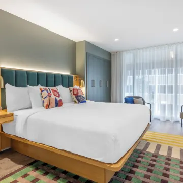 Motif Nashville's Hotel on Music Row Отели рядом с достопримечательностью «Музей Пэтси Клайн»