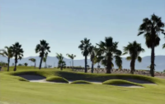 3卧別墅/馬爾梅諾高爾夫球場/温水泳池/露台