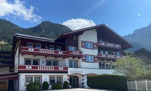 Garni Das Sonnalp Hotels in Maurach