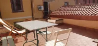 Detached house with large equipped terrace, pets welcome