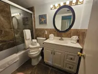The Sandpiper Tower! 1 Bedroom Condo on the 5th Floor, Oceanfront Building