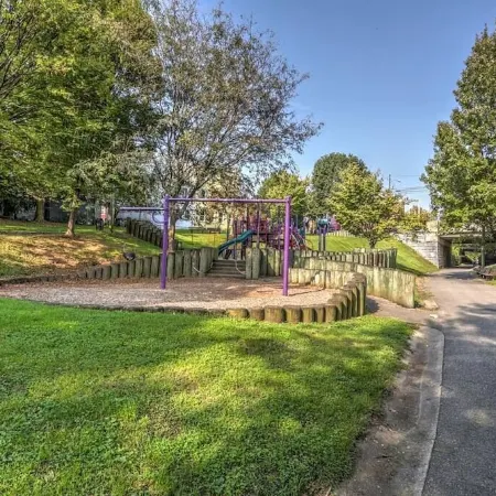 Luxury Manor on Mulberry in the heart of Downtown Lanc