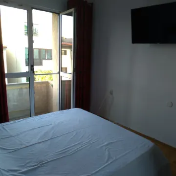 Apartment 3 Rooms, Nearby Casino, Cliff, Port, Aquarium, Beach, Ovidius Square