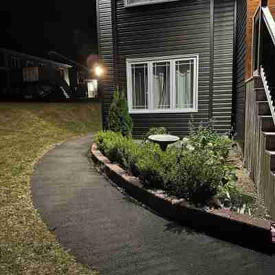 Charming small studio in adorable St. John's WiFi access, 2 twin beds, full bath Hotel Exterior