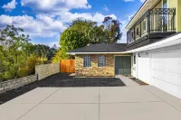 Pool Villa 4B3B - Double Master Suites - 2 FREE parking - BBQ/ Hockey/ Yard