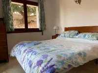 Private Pool, terrace vineyard views, BBQ, Table Tennis, 5 min car Beach/Town Hotel a Benitachell