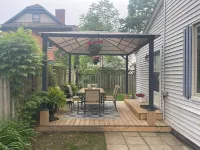 Spacious Niagara Escape 2/BR Private Backyard