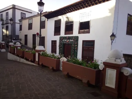 Tenerife north beach San Marcos<br> Отели в г. Икод