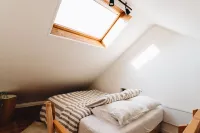 Cosy studio in a green country setting Hotels in Gesves