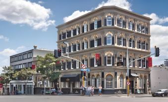 Albion Hotel