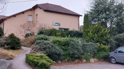 Apartment 800 m lake Xonrupt Longemer, greenery, terrace, pétanque court Hotels near Xonrupt-Longemer