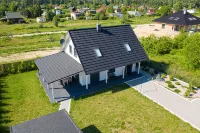 Modern house CORNELLO with garden next to lagoon Hotels in Gmina Wolin