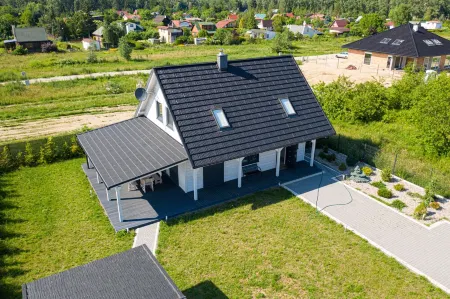 Modern house CORNELLO with garden next to lagoon Отели в г. Волин