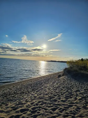 Cottage with Private Beach Access and Newly-Built Indoor Sauna #STRTT-2025-092