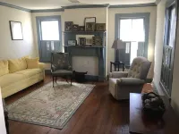 Historic Home in old town Fredericksburg