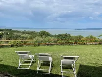 Villa Marghi, modern villa with infinity pool overlooking Lake Trasimeno - Wifi
