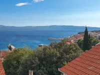 The Island Place, Bol - stunning views spacious seaside apartment Hotels in Bol