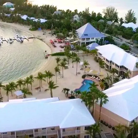 "Tortuga Kai" - 2 BR Oceanfront Condo At Kaibo, Grand Cayman