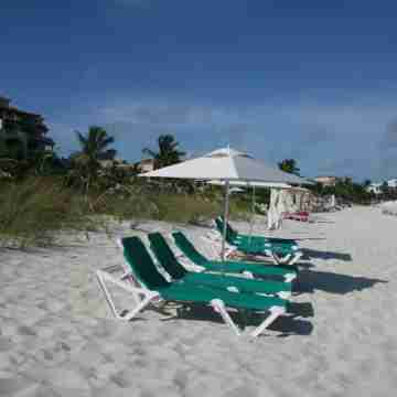 Grandview Penthouse 3 Bedroom plus bonus 4th bedroom Beach Front on Grace Bay Fitness & Recreational Facilities