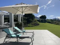 Modern house, solar-heated pool & stunning views, at Kingswood Golf Resort