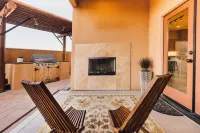 Amazing Desert Retreat + Cowboy tub + Indoor Spa