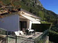 Directly on the lake with terrace Hotels in Idro