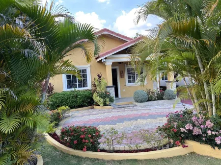 Peaceful getaway in a secure gated community