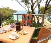 Dutchman's Beach Retreat