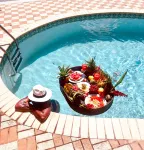 A luxurious beachfront villa with private beach on a calm lagoon. Montego Bay JA - 別墅