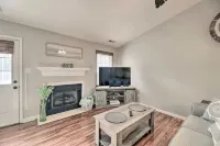 Beautiful Home 2 mins from MCAS Cherry Point and only 15 miles from the beach! Hotels in Havelock