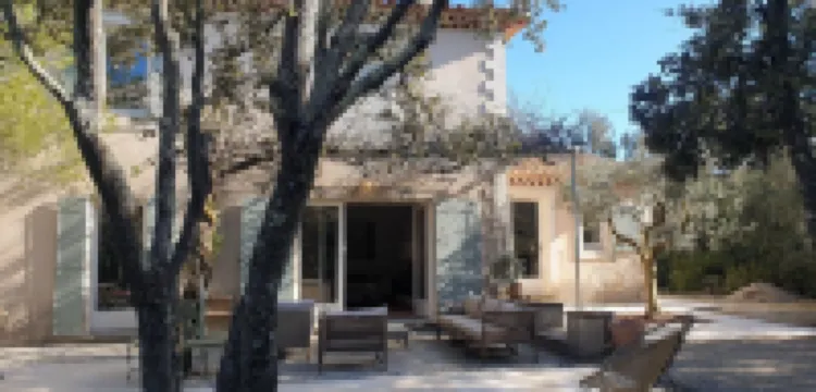 Mas Roumiguier - Ménerbes - Heated swimming pool Hotels in Menerbes