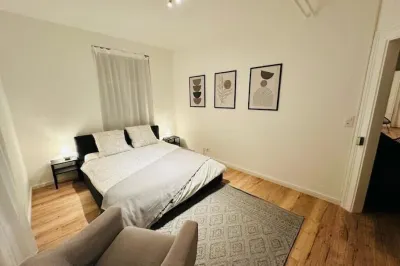 Exklusive Wohnung für Familien & Business Hotel dekat Jakob Heusser-Staub Denkmal
