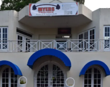 Central Ochi Studio!Alexa Smarthome +SeaViews+2pools