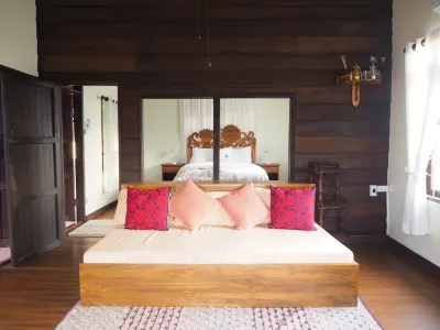 Charming Thai Lanna style house in the country side of Chiangmai.Relaxing garden Hotels near Wat Chiang Saen