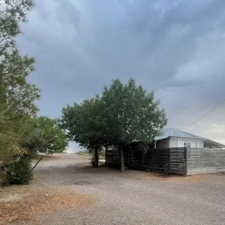 Dickson Casita - Private Guesthouse in Marfa, Texas