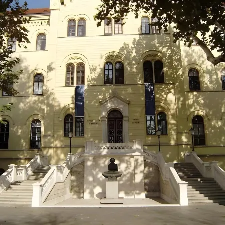 Hotel Laguna Zagreb Отели рядом с достопримечательностью «Озеро Jarun»