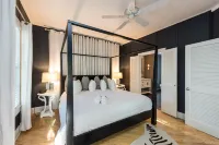 Alexander's Guesthouse-Adult Exclusive, Lgbtq Friendly