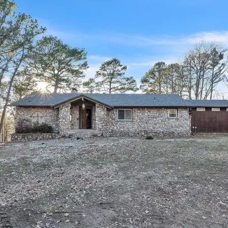 Lakefront Escape On Lake Hudson 5 Bedroom Cabin